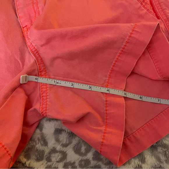 Womens Maurices Light Neon Pink Shorts Size 3/4 - Picture 7 of 9